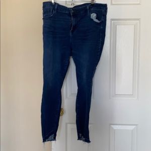 Like New Old Navy Rockstar Jeans